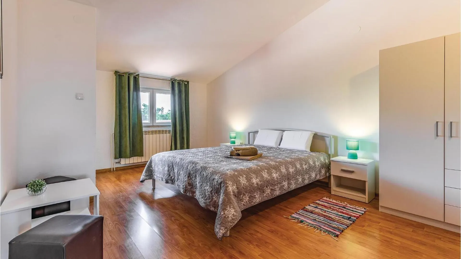 Σπίτι διακοπών 5 Bedroom Lovely Home In Pavicini Κροατία