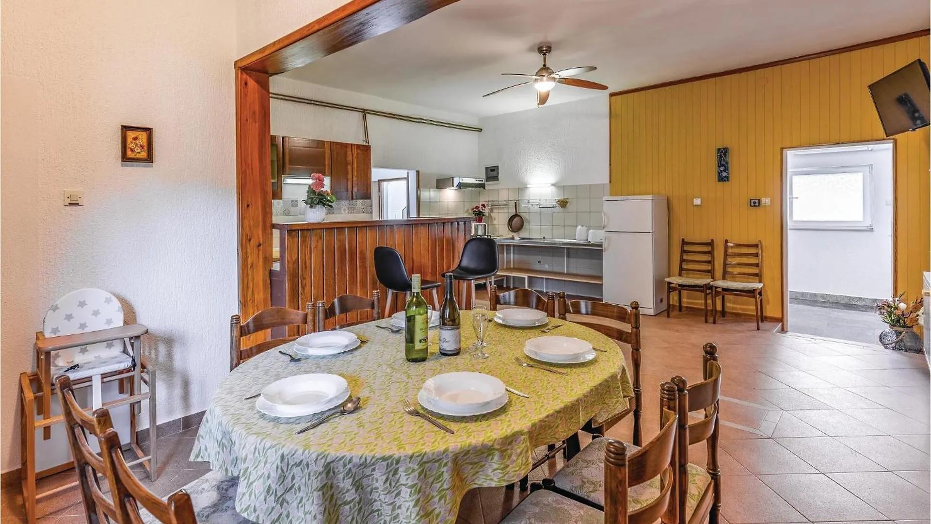 Σπίτι διακοπών 5 Bedroom Lovely Home In Pavicini