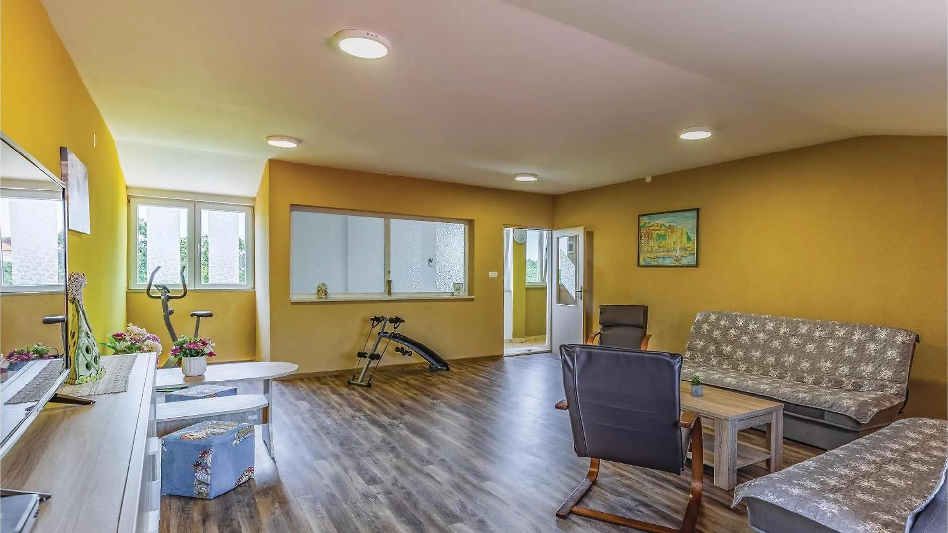 5 Bedroom Lovely Home In Pavicini