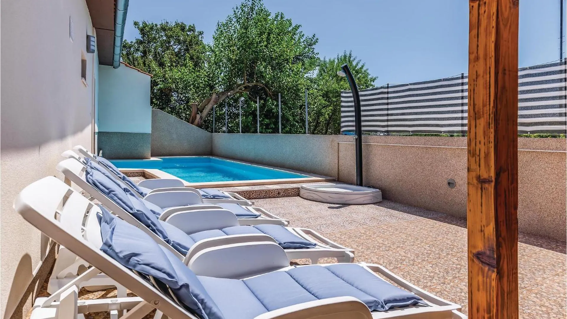 5 Bedroom Lovely Home In Pavicini 0*,  Κροατία